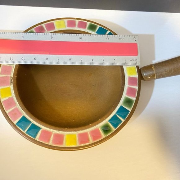 Vintage Wooden dishes with detachable handles Set Of 3, Wooden round plate - Picture 9 of 10